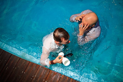 Ziigmund in the water in Cannes